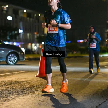 Runner Photo 4337408