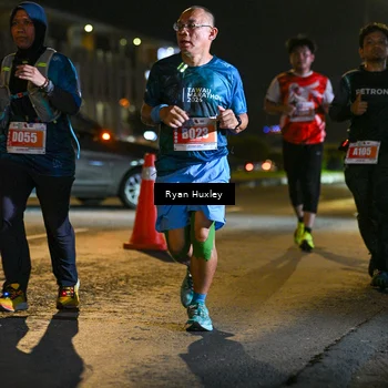 Runner Photo 4337419