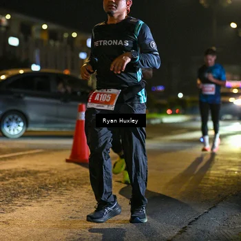 Runner Photo 4337425