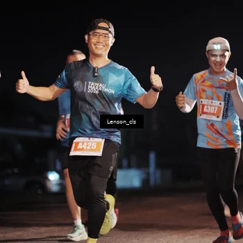 Runner Photo 4337426