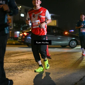 Runner Photo 4337435