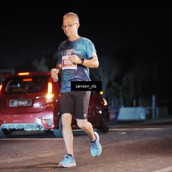 Runner Photo 4337472