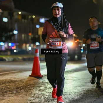 Runner Photo 4337476