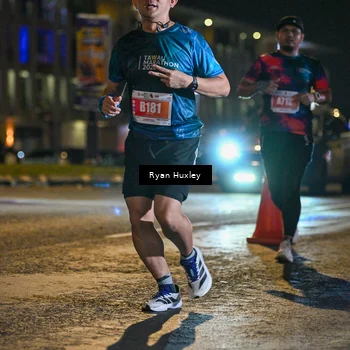 Runner Photo 4337494