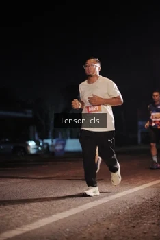Runner Photo 4337516