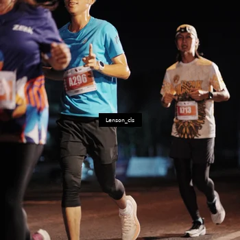 Runner Photo 4337524