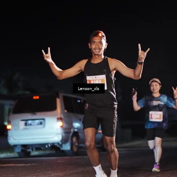 Runner Photo 4337568