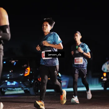 Runner Photo 4337588