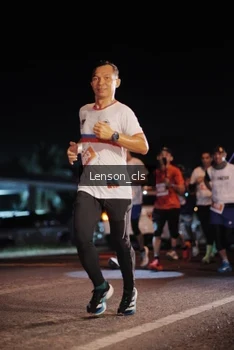Runner Photo 4337602