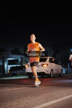 Runner Photo 4337603