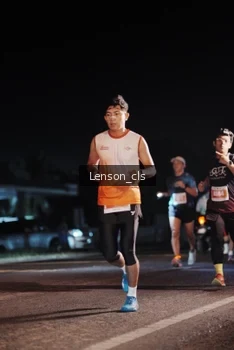 Runner Photo 4337604