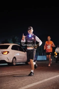 Runner Photo 4337605