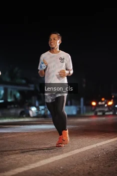 Runner Photo 4337611