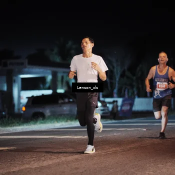 Runner Photo 4337616