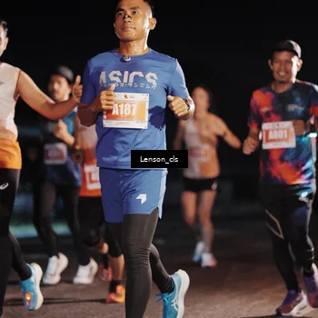 Runner Photo 4337617