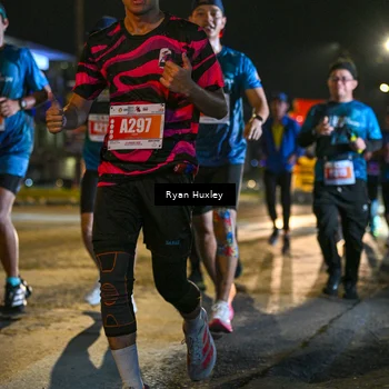 Runner Photo 4337624