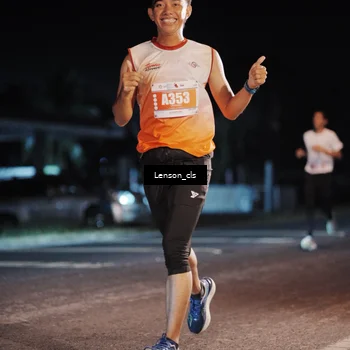 Runner Photo 4337625