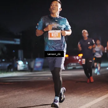 Runner Photo 4337645