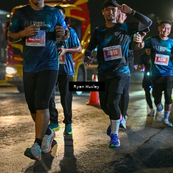 Runner Photo 4337654