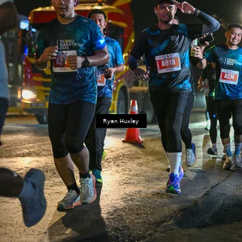 Runner Photo 4337659