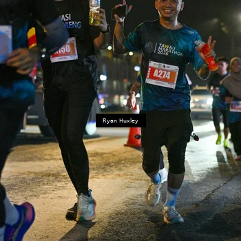 Runner Photo 4337689
