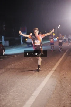Runner Photo 4337692