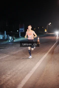 Runner Photo 4337697