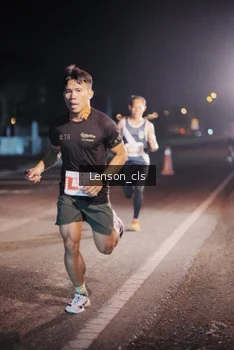 Runner Photo 4337701