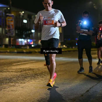 Runner Photo 4337703