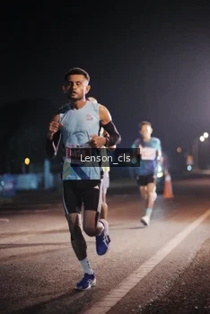 Runner Photo 4337704