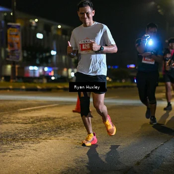 Runner Photo 4337755