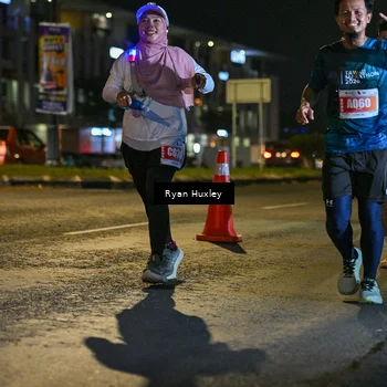 Runner Photo 4337756