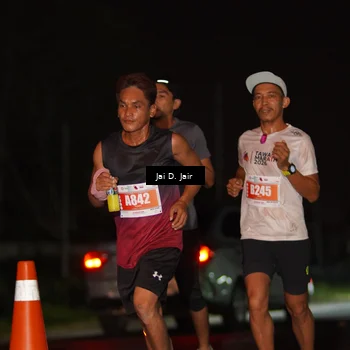 Runner Photo 4337818