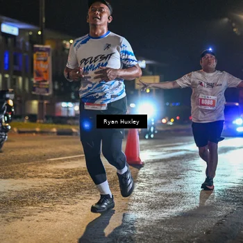 Runner Photo 4337825