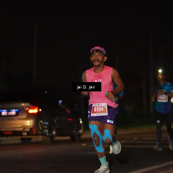 Runner Photo 4337855