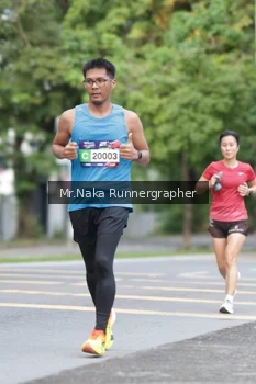 Runner Photo 43379