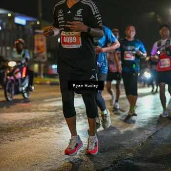 Runner Photo 4337914