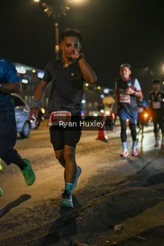 Runner Photo 4337943