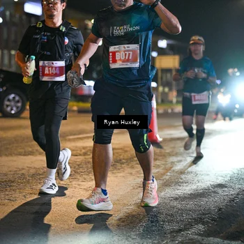 Runner Photo 4337964