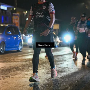 Runner Photo 4337972