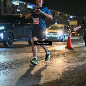 Runner Photo 4338003