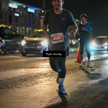 Runner Photo 4338008