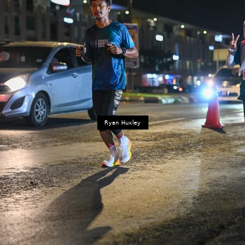 Runner Photo 4338012