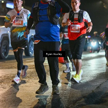 Runner Photo 4338053