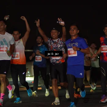 Runner Photo 4338057