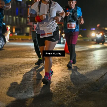 Runner Photo 4338059