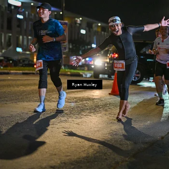 Runner Photo 4338101