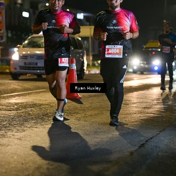 Runner Photo 4338218