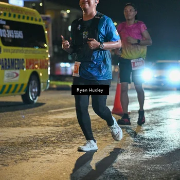 Runner Photo 4338253