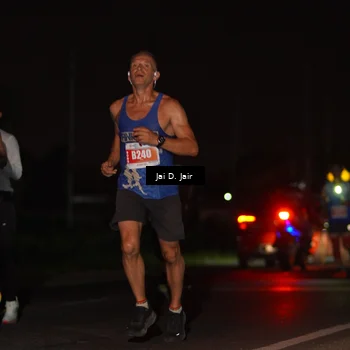 Runner Photo 4338280